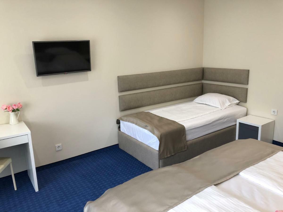 Family Hotel Avenue 希典 外观 照片
