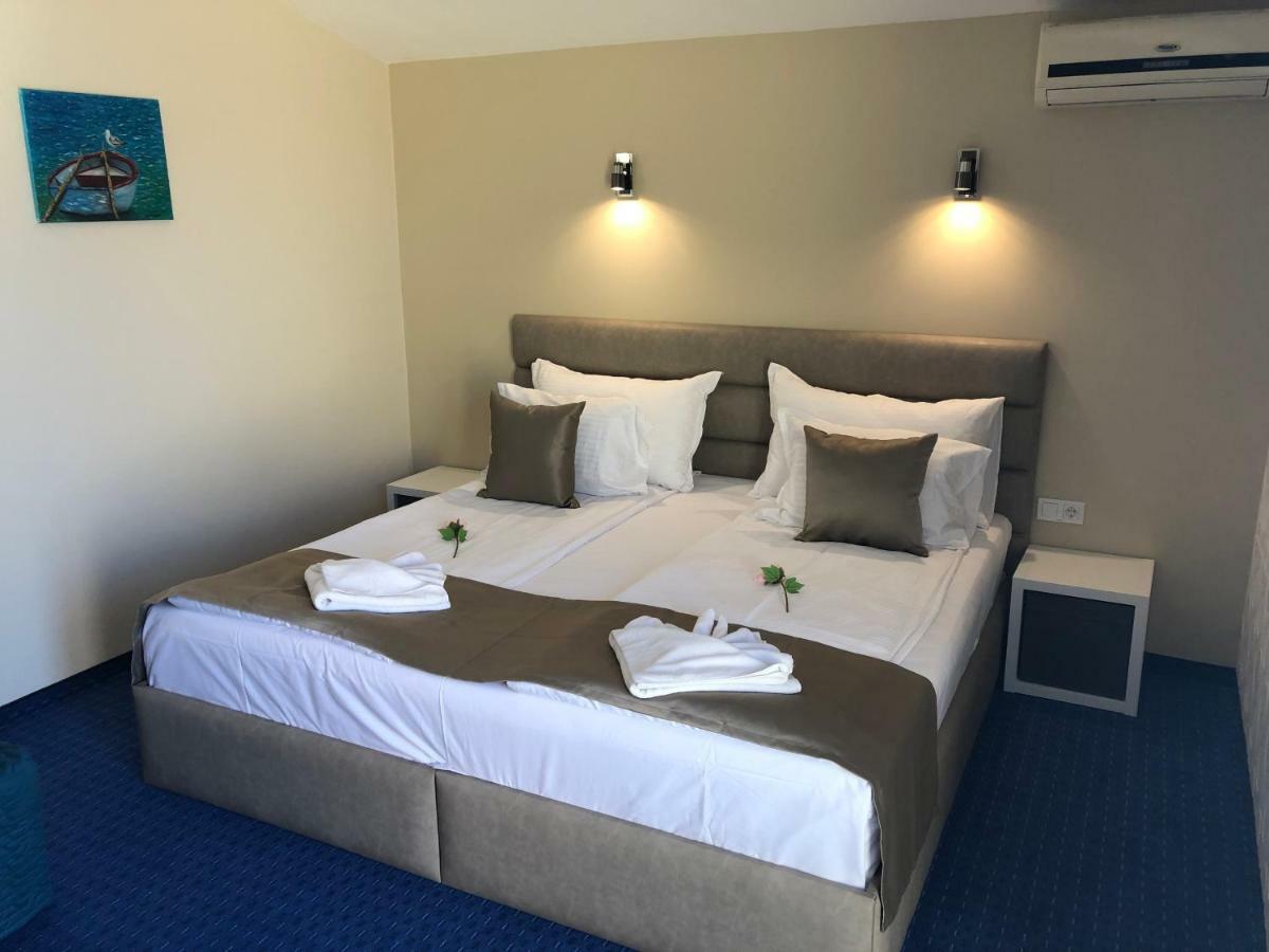 Family Hotel Avenue 希典 外观 照片